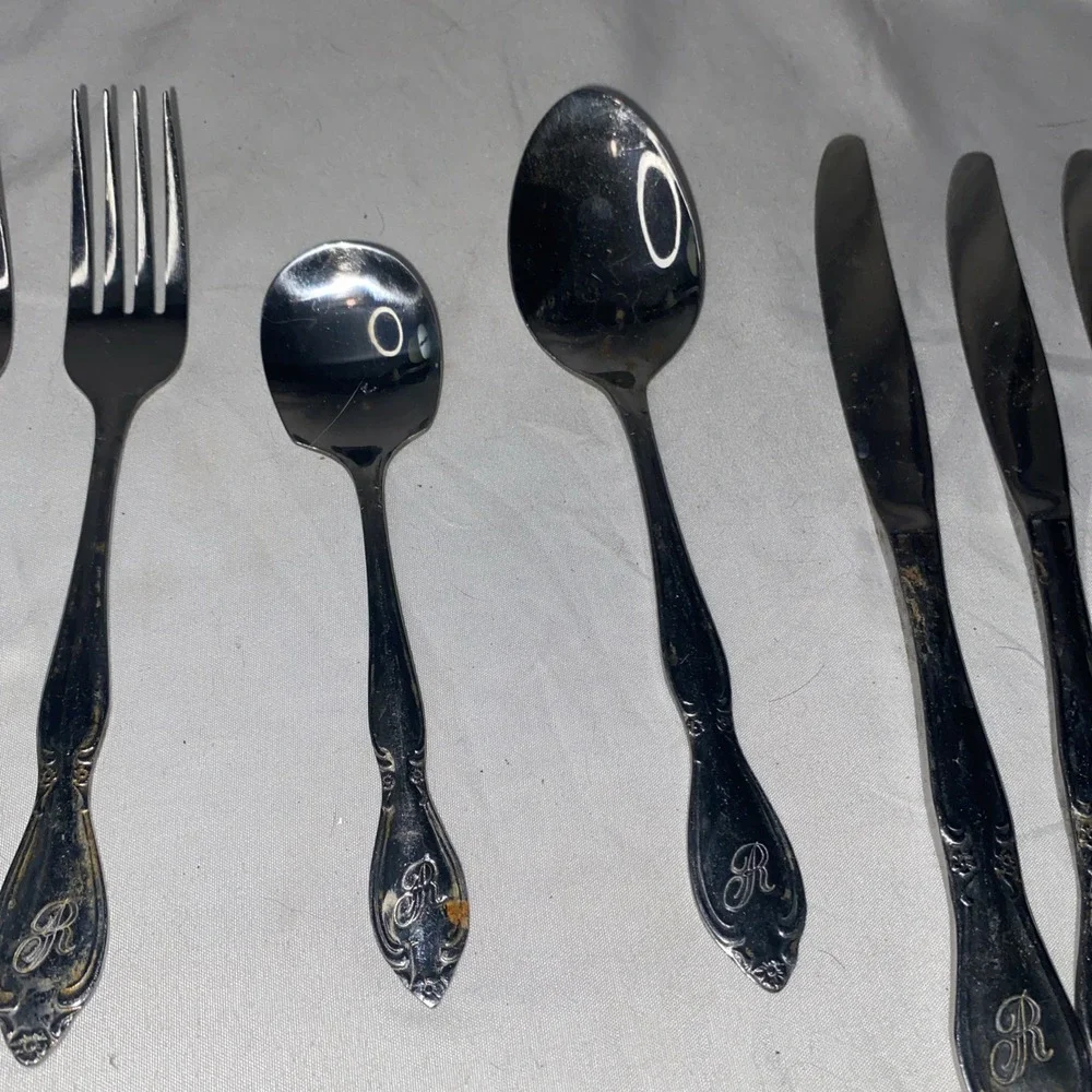 32 Piece R Monogrammed Vintage Flatware Stainless Steel Made In Taiwan